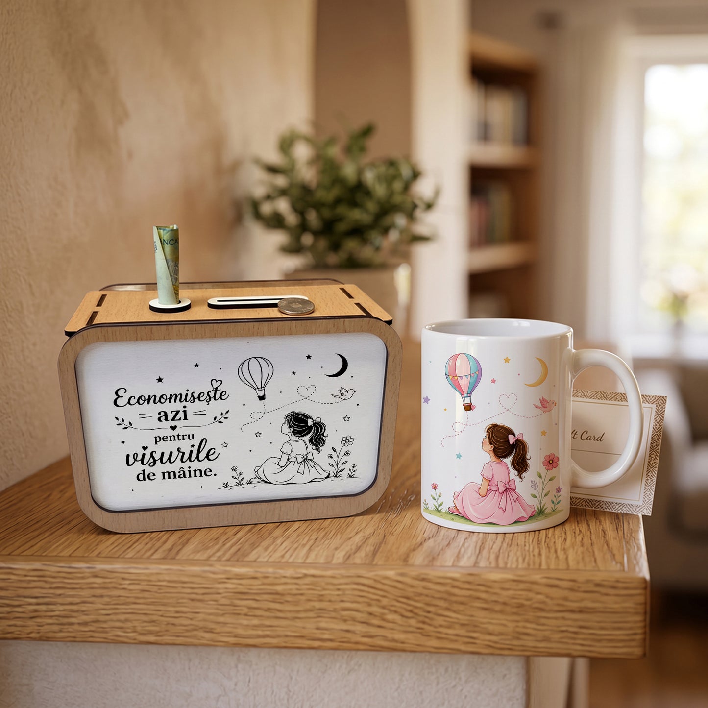 Set Cadou Fetiță – Pușculiță din Lemn și Cană Personalizată "Visurile de Mâine"