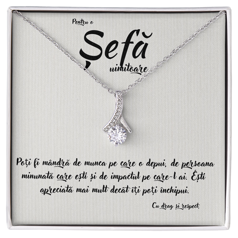 Set Cadou Pentru Sefa, Colier Argint 925 cu pandant, si Card cu Mesaj ”Pentru o Sefa Uimitoare”