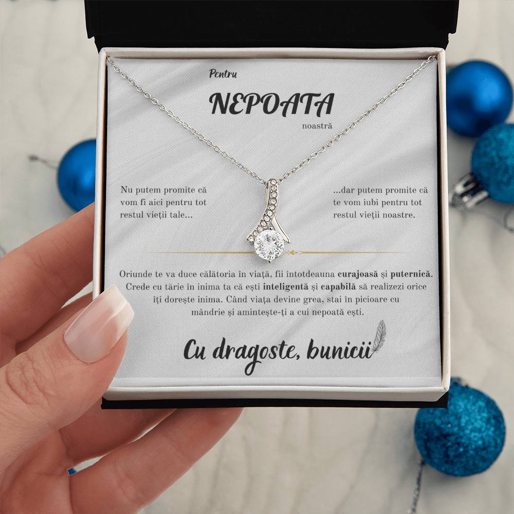 Cadou Pentru Nepoata De La Bunici: Colier Cu Pandant Nodul Iubirii Si Card Cu Mesaj Personalizat