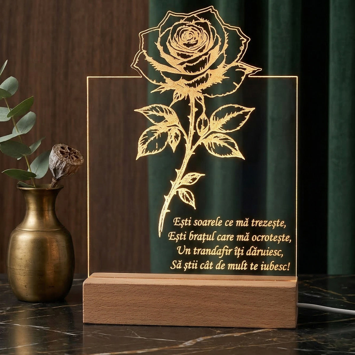 Lampa de veghe personalizata cu efect de apus si reflexie spectaculoasa in intuneric model trandafir