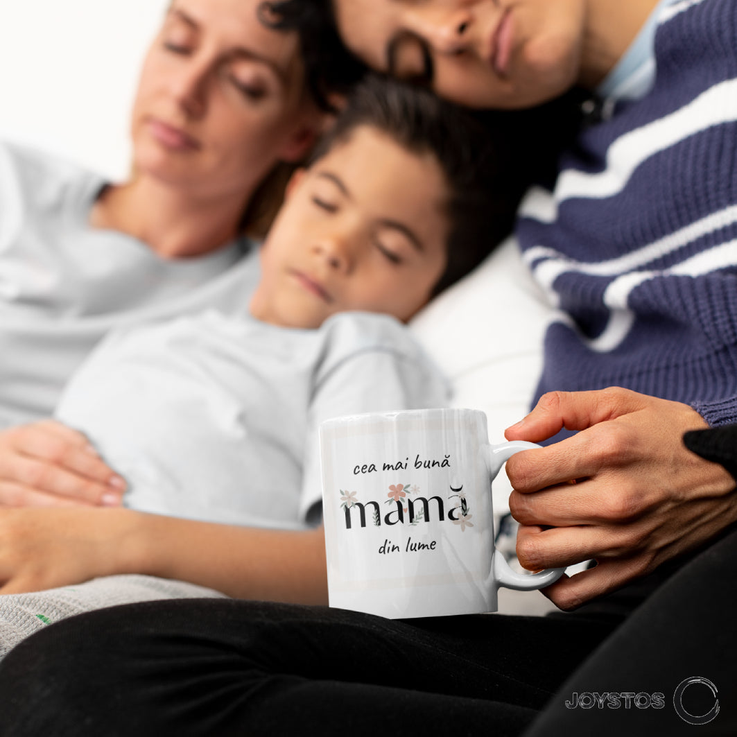 Cadou Pentru Mama: Cana Ceramica, 330 ml, Printata Cu Mesaj "Cea Mai Buna Mama Din Lume"