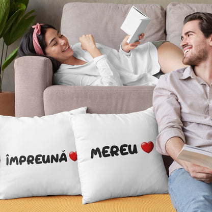 Set Doua Perne Cadou Cuplu, 40x40 cm, Personalizate Cu Mesaje "Mereu Impreuna"