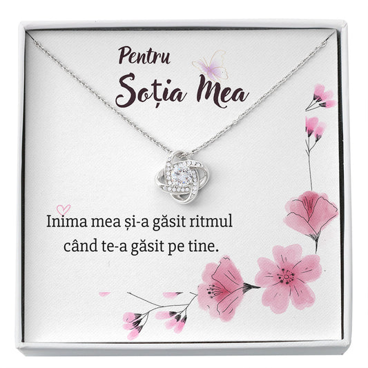 Set Colier Argint925, Cu Pandant Placat Cu Aur Alb / Aur Rose 14K, cu Mesaj Pentru Sotie - "Inima Mea si-a Gasit Ritmul cand te-a gasit pe tine"