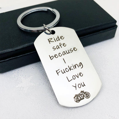 Cadou Pentru Iubit, Breloc din Otel Inoxidabil, Joystos, Cu mesajul ”Drive Safe because I F.ing Love You”