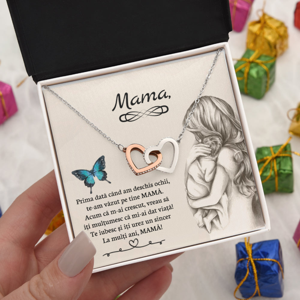 Colier Cu Pandant Inimi Interconectate Si Card Cu Mesaj Personalizat Pentru Mama Ta